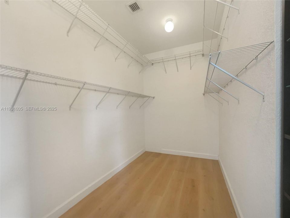 For Sale: $770,000 (4 beds, 3 baths, 2620 Square Feet)