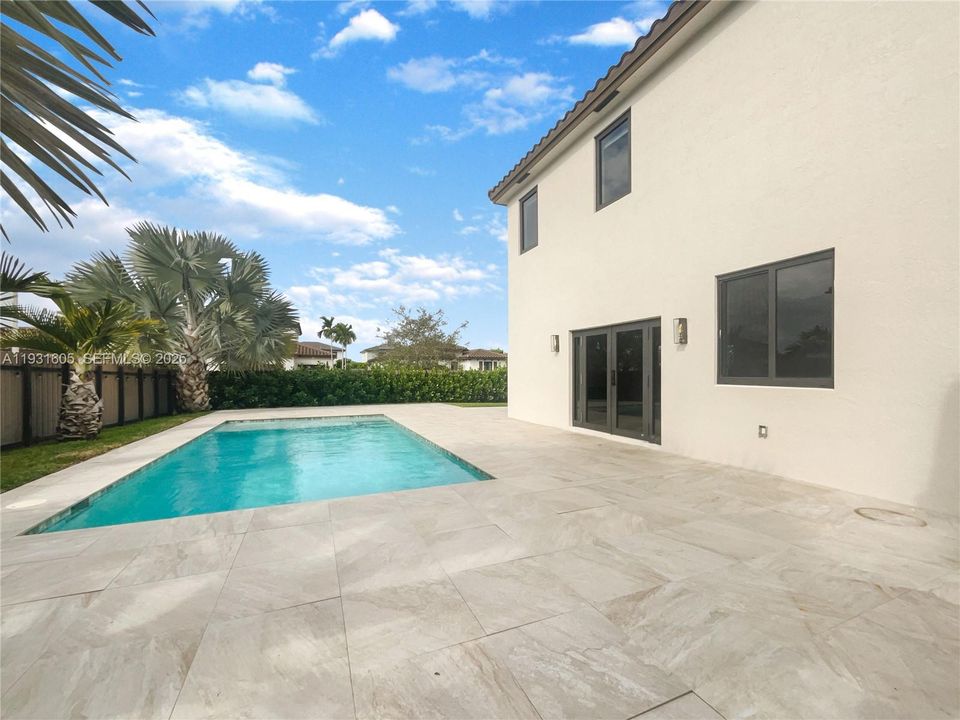 For Sale: $770,000 (4 beds, 3 baths, 2620 Square Feet)