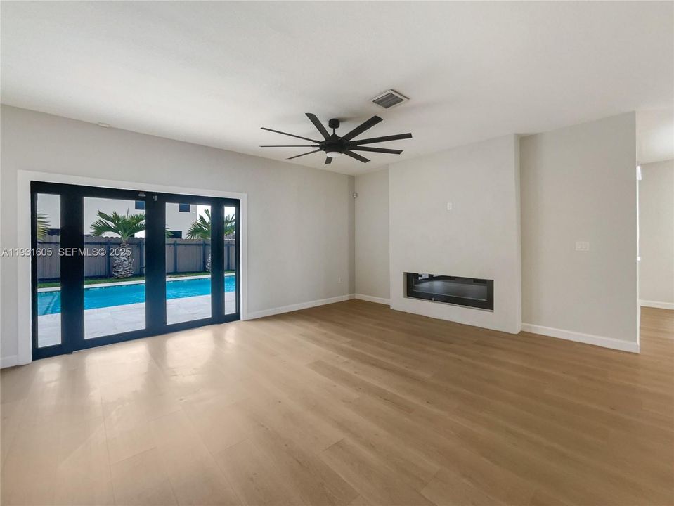 For Sale: $770,000 (4 beds, 3 baths, 2620 Square Feet)