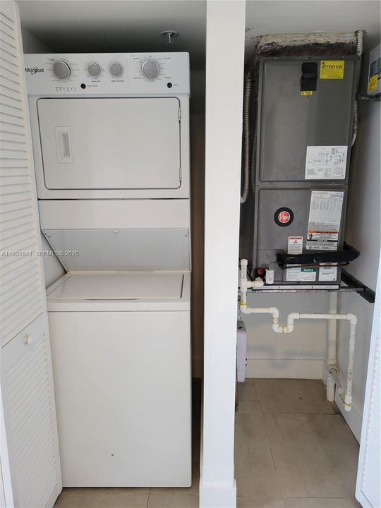 В аренду: $2,550 (3 спален, 2 ванн, 29413 Квадратных фут)