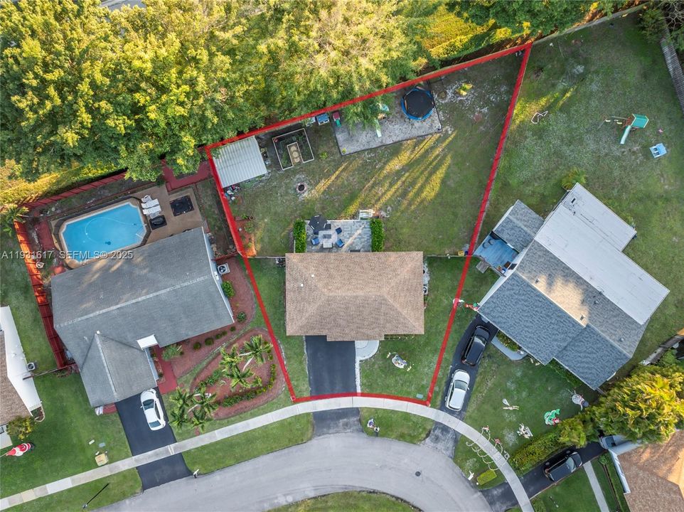 На продажу: $650,000 (3 спален, 2 ванн, 1196 Квадратных фут)