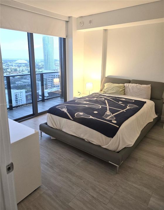 For Rent: $3,500 (1 beds, 1 baths, 541 Square Feet)