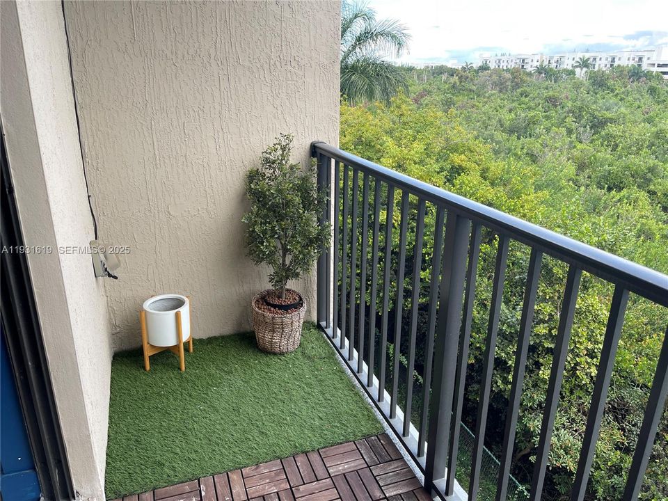 В аренду: $3,000 (2 спален, 2 ванн, 1134 Квадратных фут)