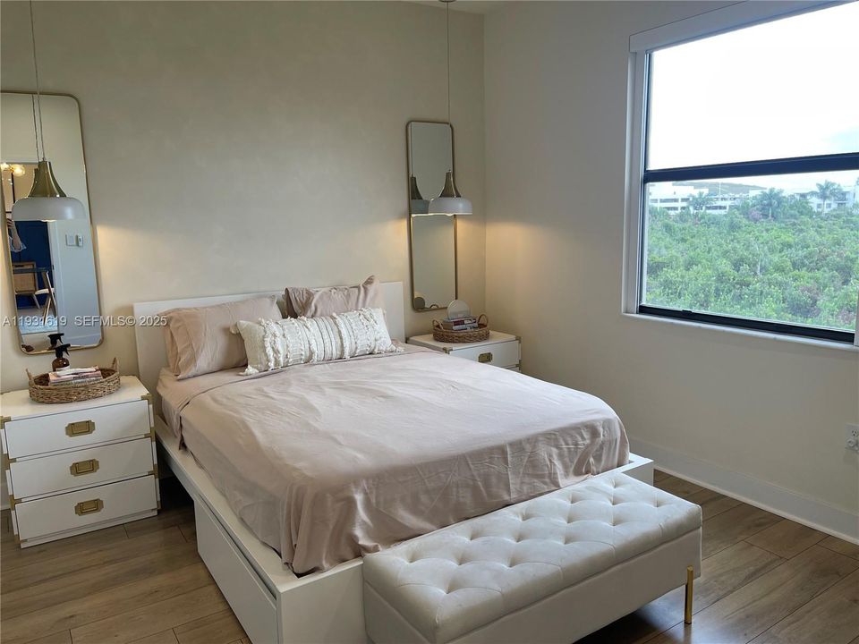 В аренду: $3,000 (2 спален, 2 ванн, 1134 Квадратных фут)