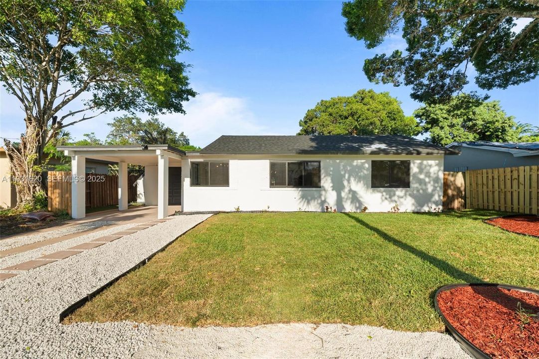 En Venta: $665,000 (3 camas, 3 baños, 1558 Pies cuadrados)