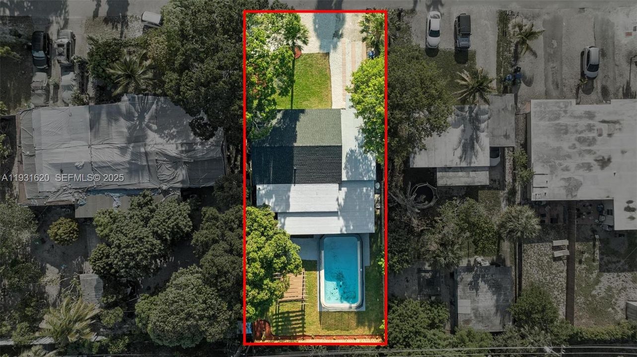 En Venta: $665,000 (3 camas, 3 baños, 1558 Pies cuadrados)