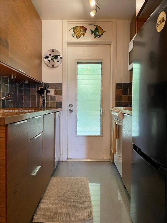 В аренду: $2,550 (1 спален, 1 ванн, 523 Квадратных фут)