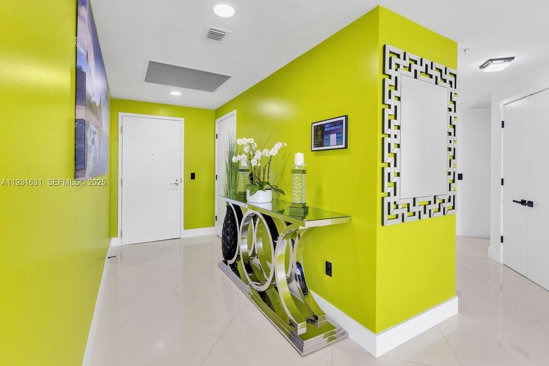 待售: $1,995,000 (3 贝兹, 3 浴室, 2225 平方英尺)