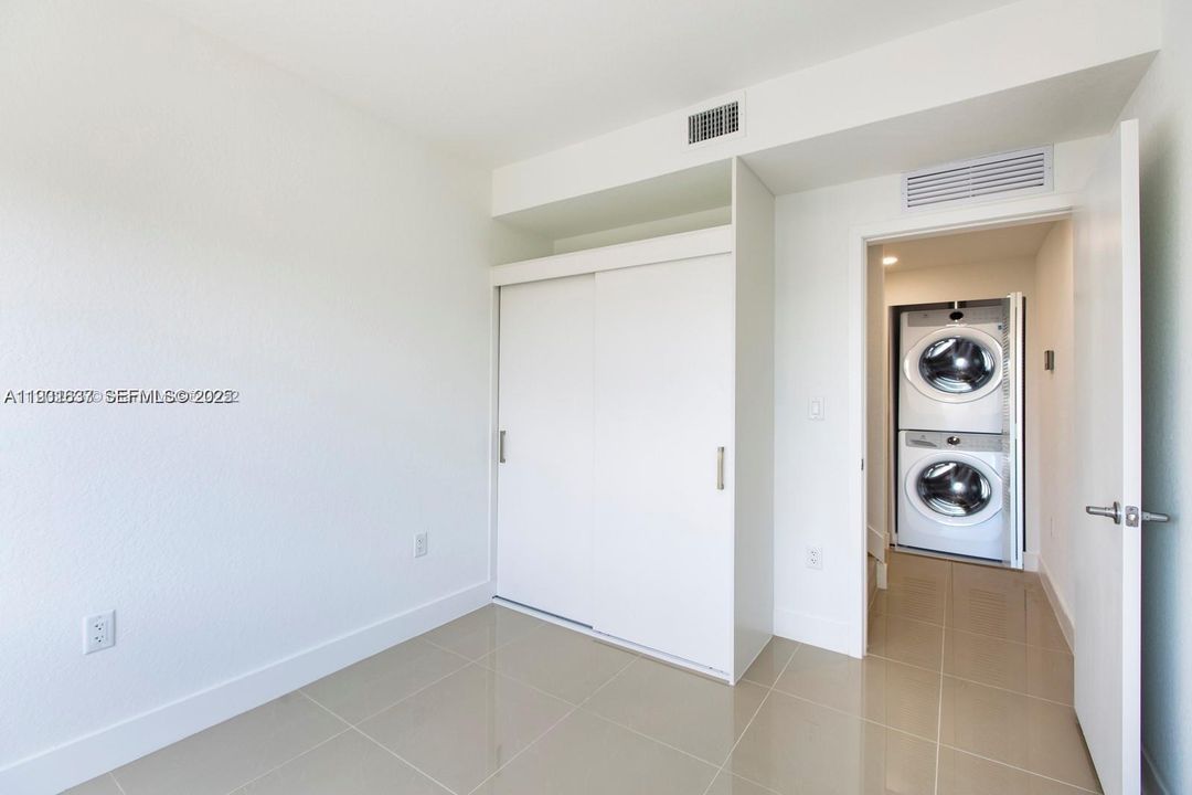 For Rent: $3,095 (4 beds, 3 baths, 1398 Square Feet)