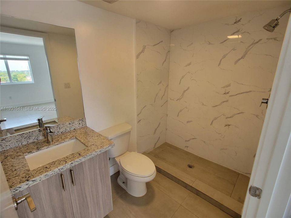 В аренду: $2,300 (2 спален, 2 ванн, 29413 Квадратных фут)