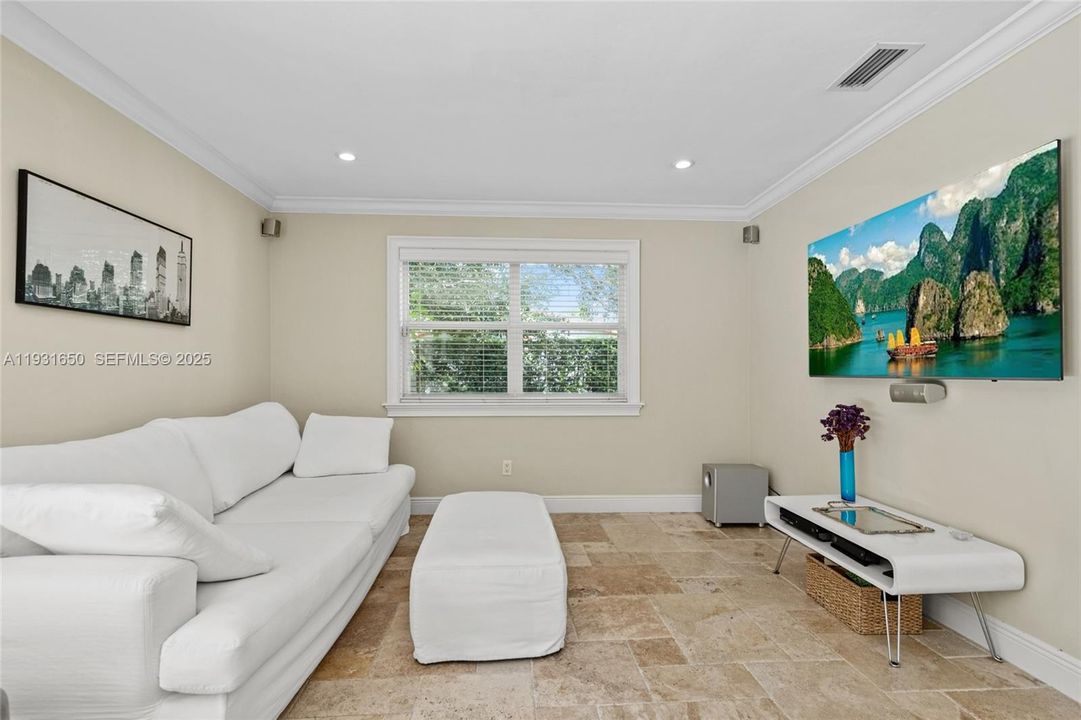 For Rent: $7,500 (4 beds, 2 baths, 2701 Square Feet)