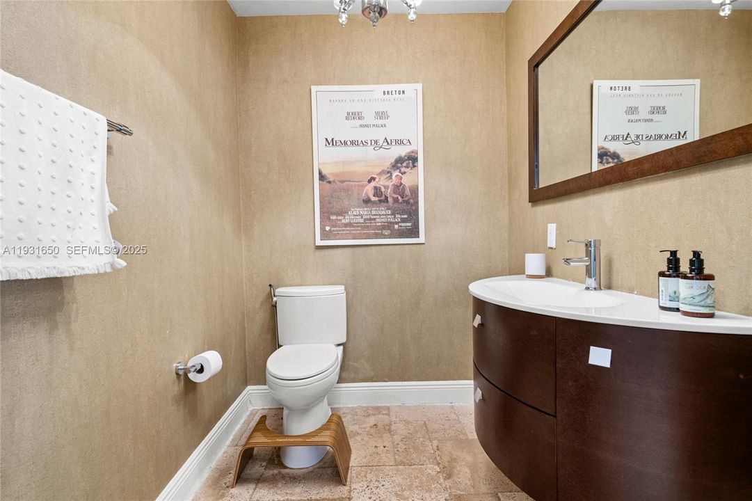 For Rent: $7,500 (4 beds, 2 baths, 2701 Square Feet)