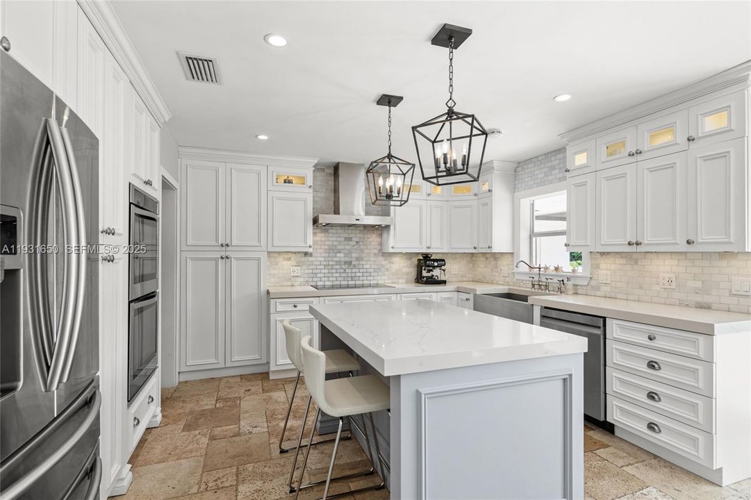 For Rent: $7,500 (4 beds, 2 baths, 2701 Square Feet)