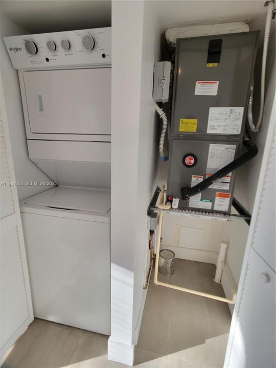 В аренду: $2,500 (3 спален, 2 ванн, 29413 Квадратных фут)