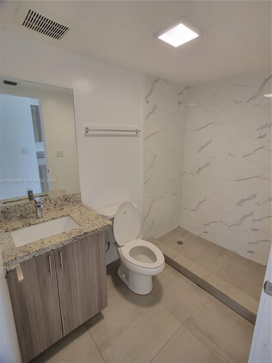 В аренду: $2,500 (3 спален, 2 ванн, 29413 Квадратных фут)