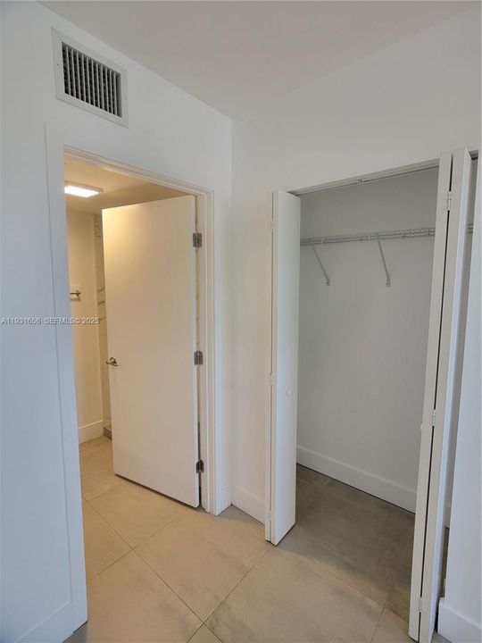 В аренду: $2,500 (3 спален, 2 ванн, 29413 Квадратных фут)