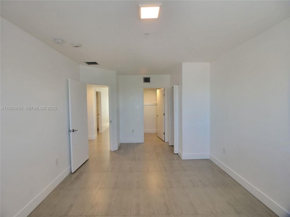 В аренду: $2,500 (3 спален, 2 ванн, 29413 Квадратных фут)