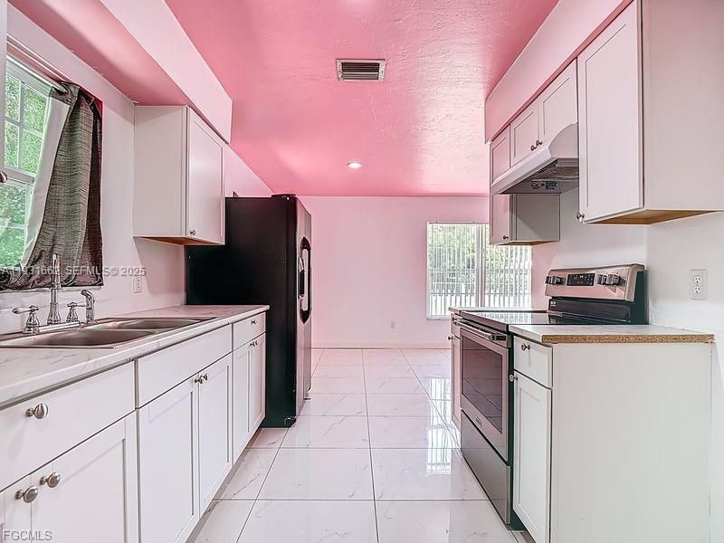 For Sale: $364,900 (5 beds, 2 baths, 0 Square Feet)