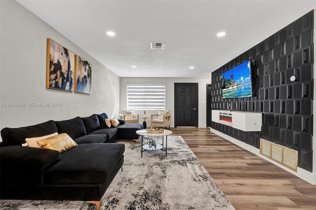 В аренду: $4,500 (3 спален, 2 ванн, 0 Квадратных фут)