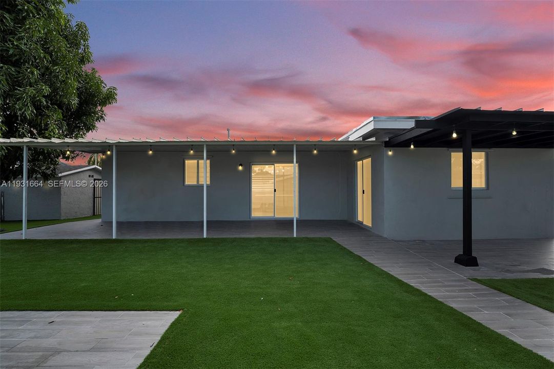 В аренду: $4,500 (3 спален, 2 ванн, 0 Квадратных фут)