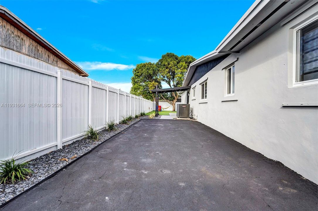 В аренду: $4,500 (3 спален, 2 ванн, 0 Квадратных фут)