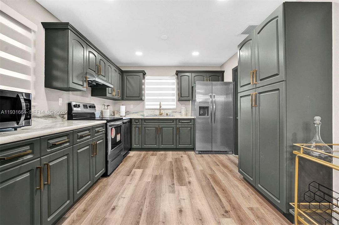 В аренду: $4,500 (3 спален, 2 ванн, 0 Квадратных фут)