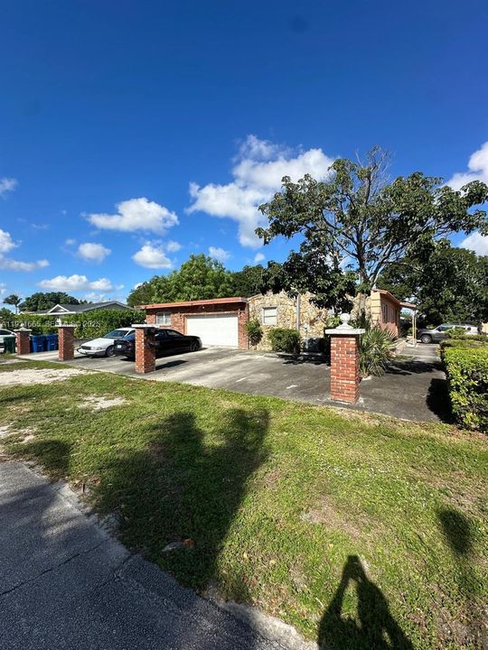 For Sale: $449,900 (0 beds, 0 baths, 2838 Square Feet)