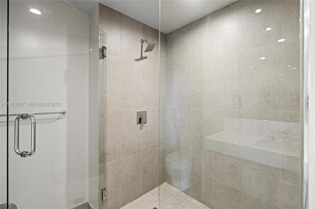 For Rent: $5,800 (2 beds, 2 baths, 0 Square Feet)