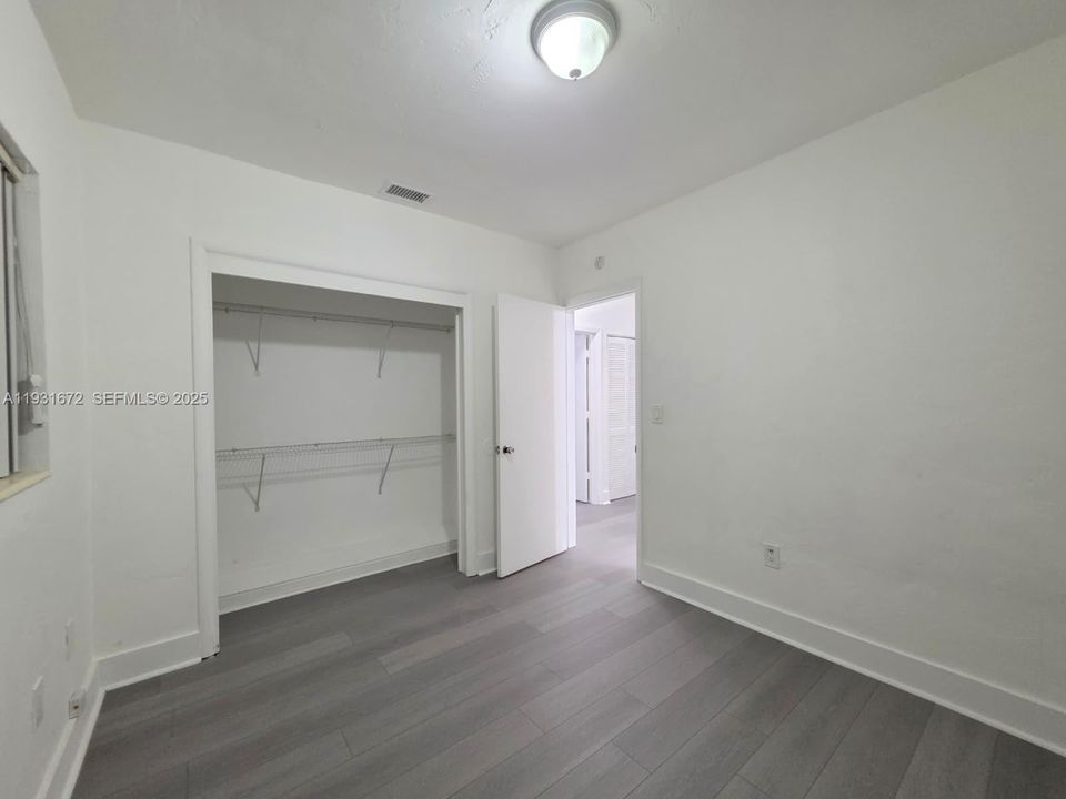 En Renta: $2,000 (4 camas, 2 baños, 1620 Pies cuadrados)