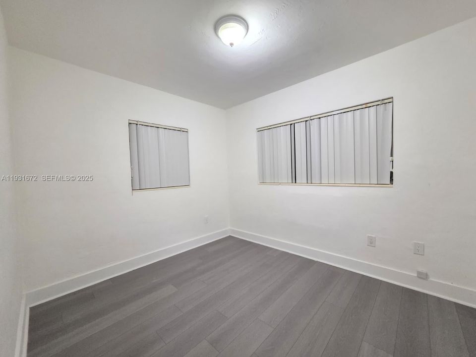 En Renta: $2,000 (4 camas, 2 baños, 1620 Pies cuadrados)