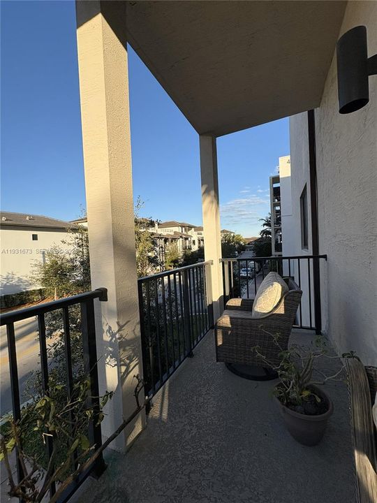 For Sale: $980,000 (3 beds, 3 baths, 2946 Square Feet)