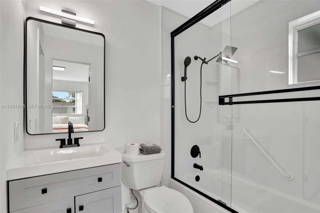 待售: $685,000 (4 贝兹, 2 浴室, 1489 平方英尺)