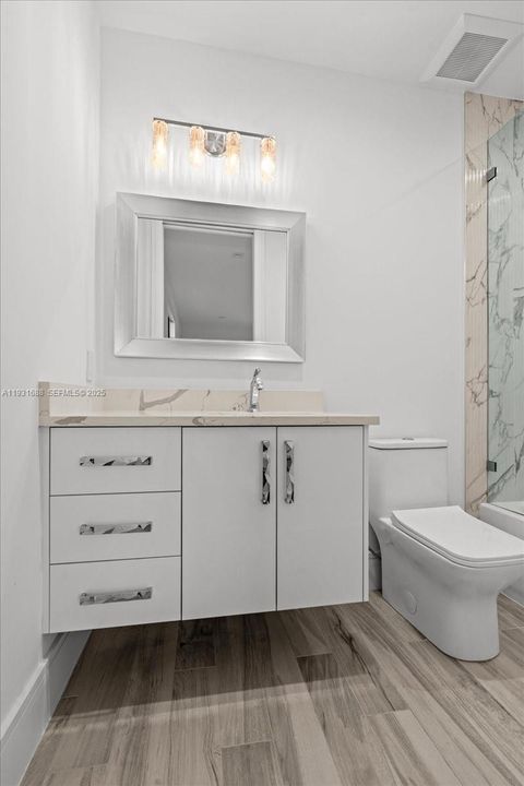 For Sale: $5,850,000 (4 beds, 6 baths, 5745 Square Feet)