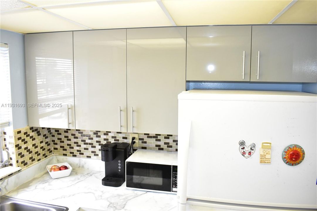 For Sale: $99,999 (1 beds, 1 baths, 590 Square Feet)