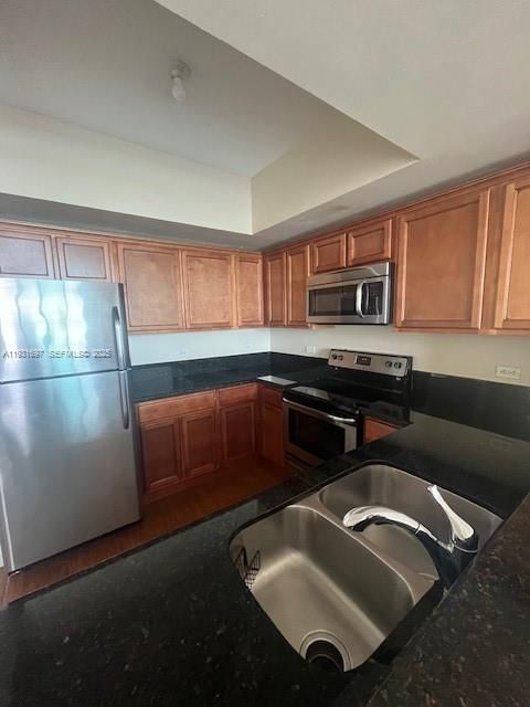 For Sale: $265,000 (2 beds, 2 baths, 1189 Square Feet)