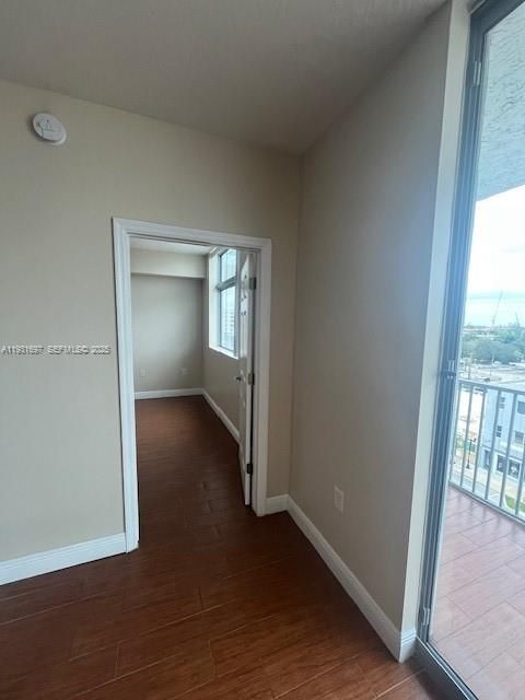 For Sale: $265,000 (2 beds, 2 baths, 1189 Square Feet)