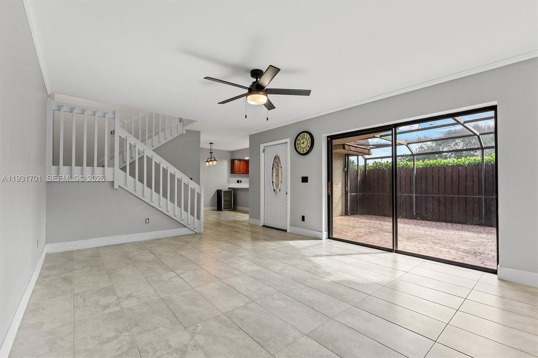 На продажу: $459,000 (3 спален, 2 ванн, 1654 Квадратных фут)