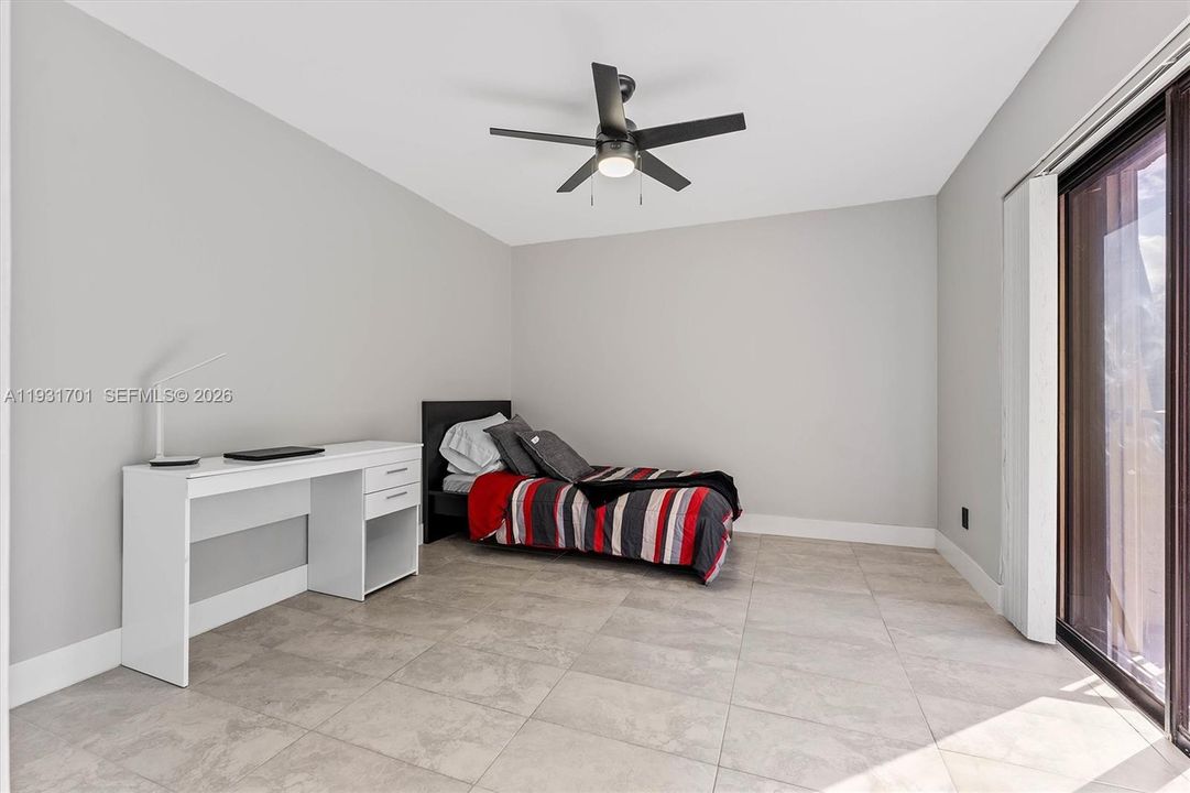 На продажу: $459,000 (3 спален, 2 ванн, 1654 Квадратных фут)