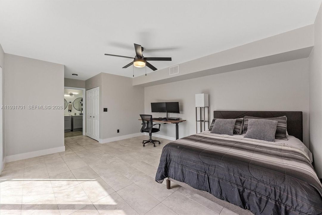 На продажу: $459,000 (3 спален, 2 ванн, 1654 Квадратных фут)