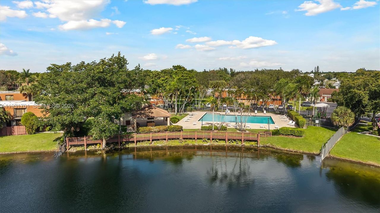 На продажу: $459,000 (3 спален, 2 ванн, 1654 Квадратных фут)