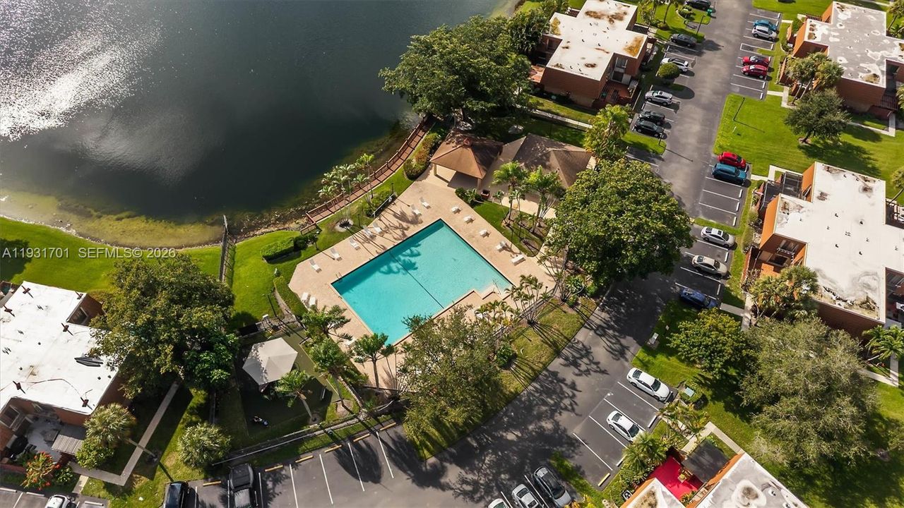 На продажу: $459,000 (3 спален, 2 ванн, 1654 Квадратных фут)