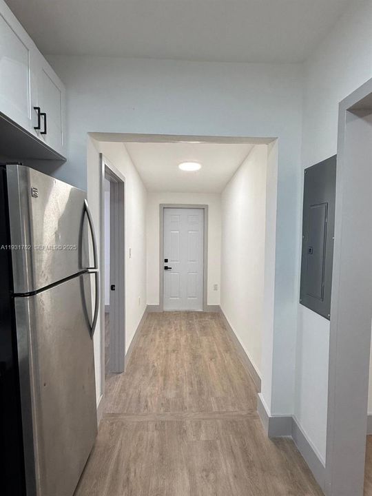 For Rent: $3,000 (2 beds, 2 baths, 1984 Square Feet)