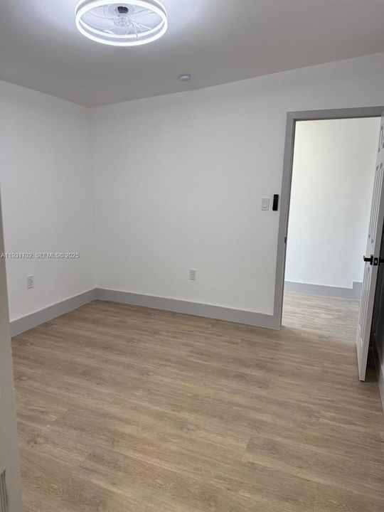 For Rent: $3,000 (2 beds, 2 baths, 1984 Square Feet)
