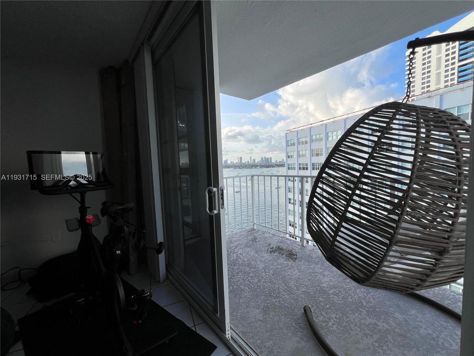 В аренду: $2,650 (1 спален, 1 ванн, 750 Квадратных фут)