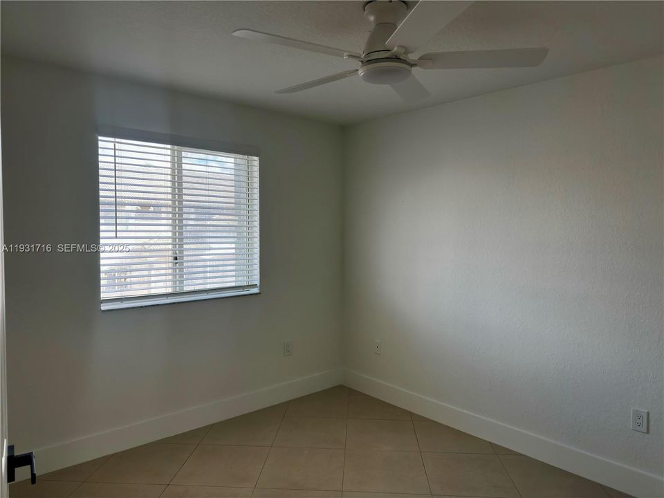 For Rent: $2,850 (3 beds, 2 baths, 1330 Square Feet)