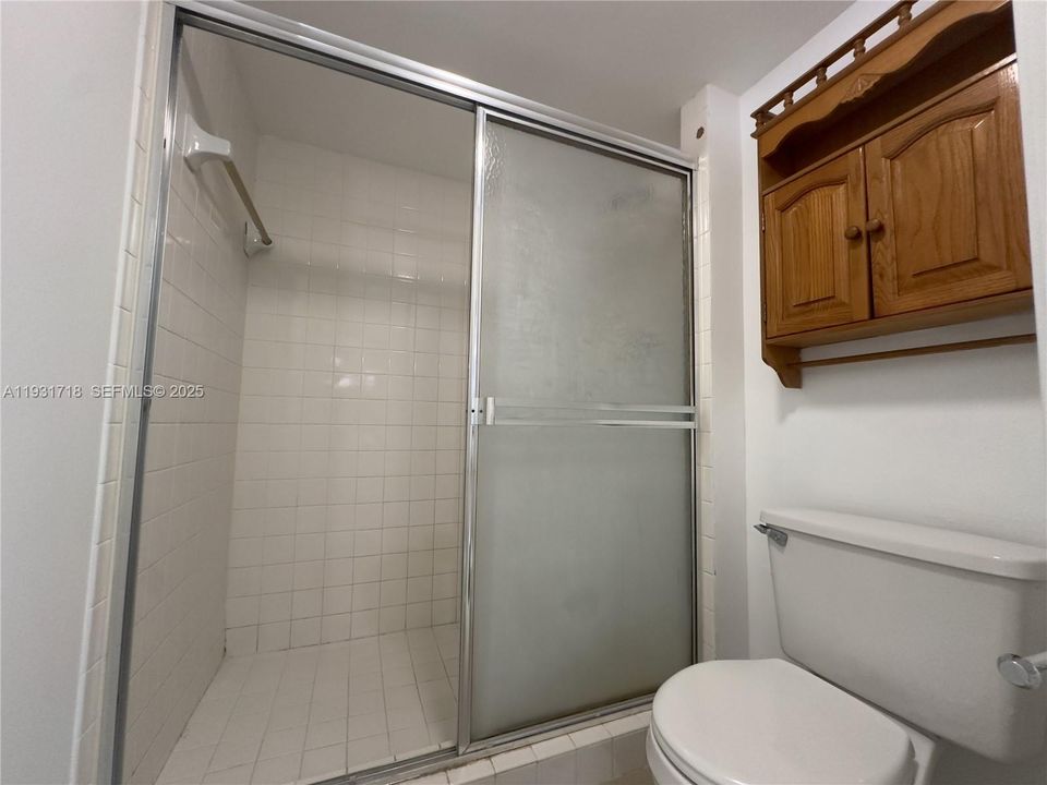 For Rent: $2,100 (2 beds, 2 baths, 1070 Square Feet)