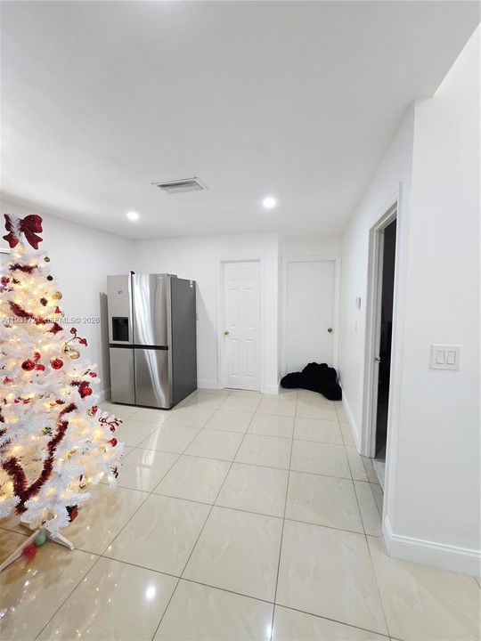 На продажу: $592,888 (3 спален, 2 ванн, 1244 Квадратных фут)