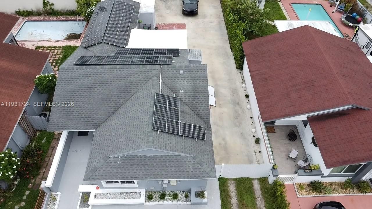 На продажу: $592,888 (3 спален, 2 ванн, 1244 Квадратных фут)