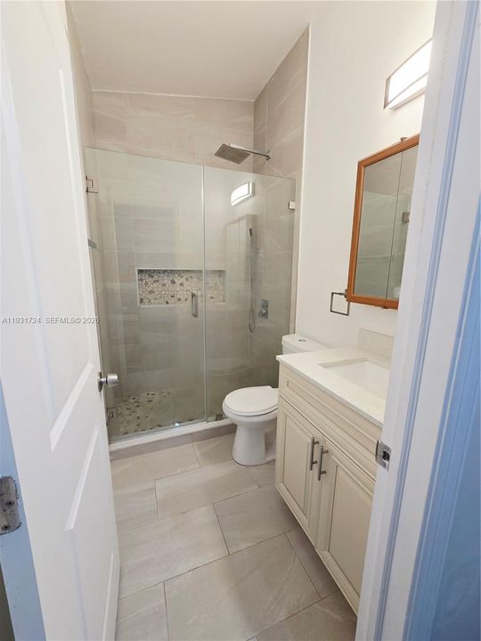 На продажу: $592,888 (3 спален, 2 ванн, 1244 Квадратных фут)