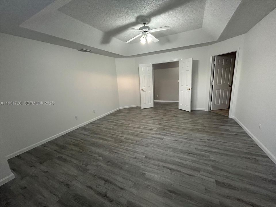 出租: $4,500 (4 贝兹, 2 浴室, 2091 平方英尺)